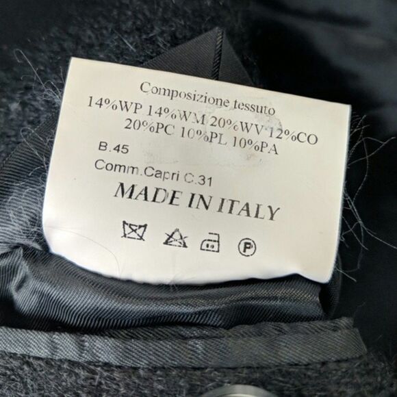 Gi Capri Three Button Overcoat - Picture 6 of 7